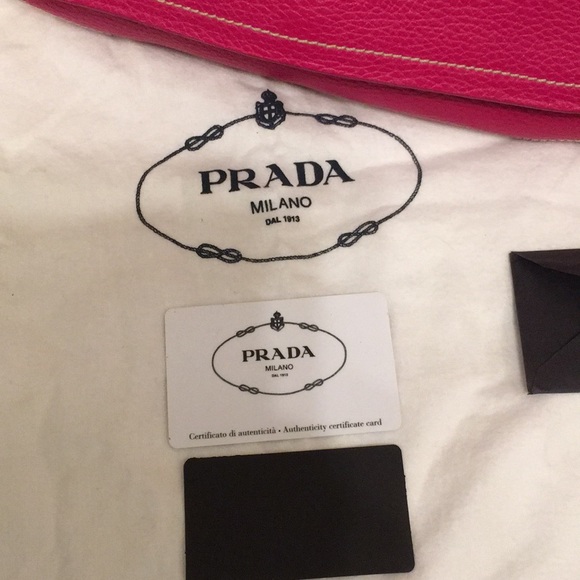 Prada Bag - Picture 7 of 8